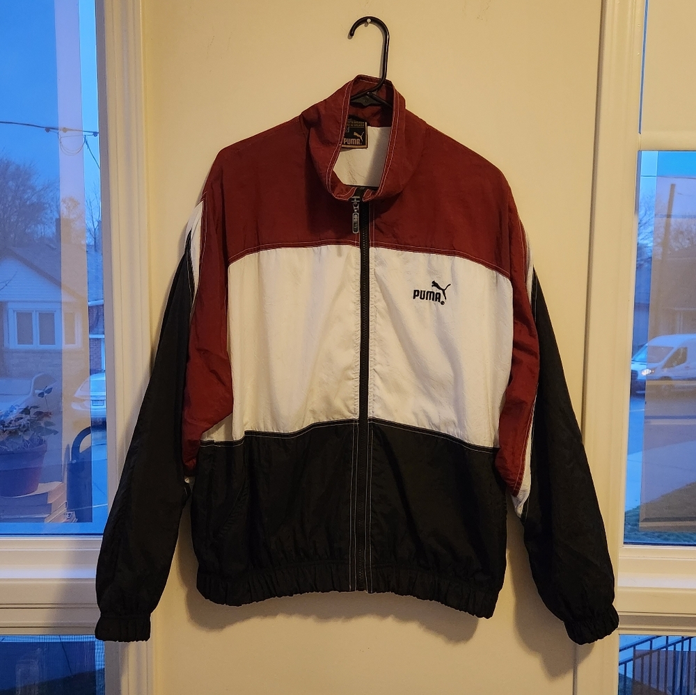 Vintage Puma windbreaker. Men's Large.